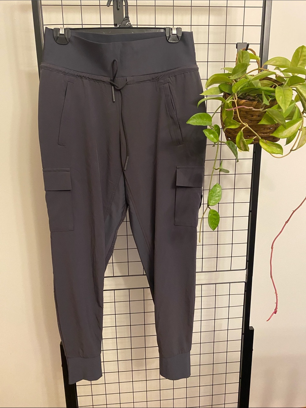 Athleta Cargo Jogger Pants Charcoal size 2